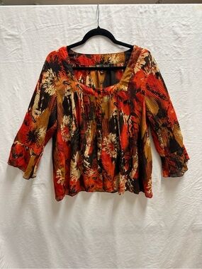 Sere Nade Textured Autumn Floral Scoop-Neck‎ Blouse in Red & Mustard